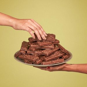 Barra de Proteína Thin Sabor Bombom de Coco Bold 40g - Imagem 2