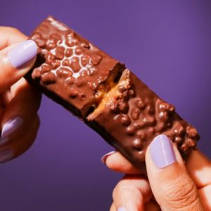 Barra de Proteína Thin Sabor Caramelo Crocante Bold 40g - Imagem 2