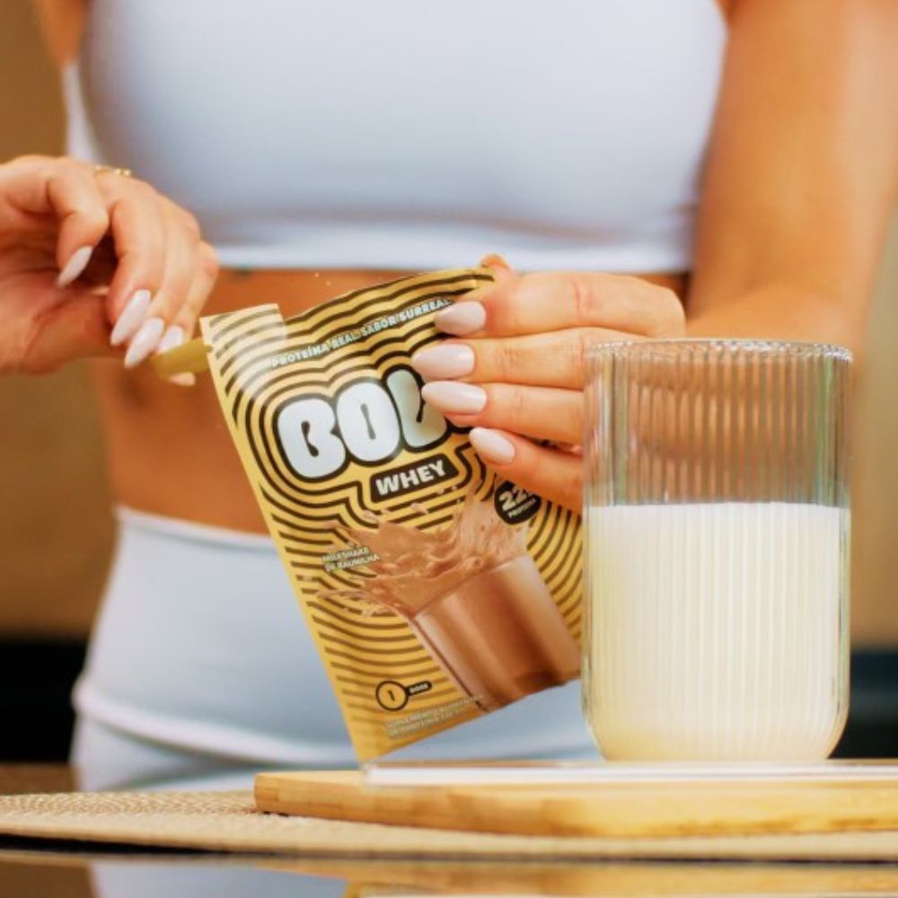 Suplemento Alimentar de Proteína Whey sabor Milkshake de Baunilha Bold 30g - Imagem 2
