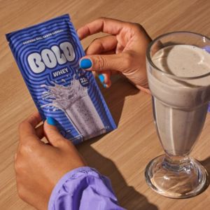 Suplemento Alimentar de Proteína Whey sabor Cookies & Cream Bold 30g - Imagem 2